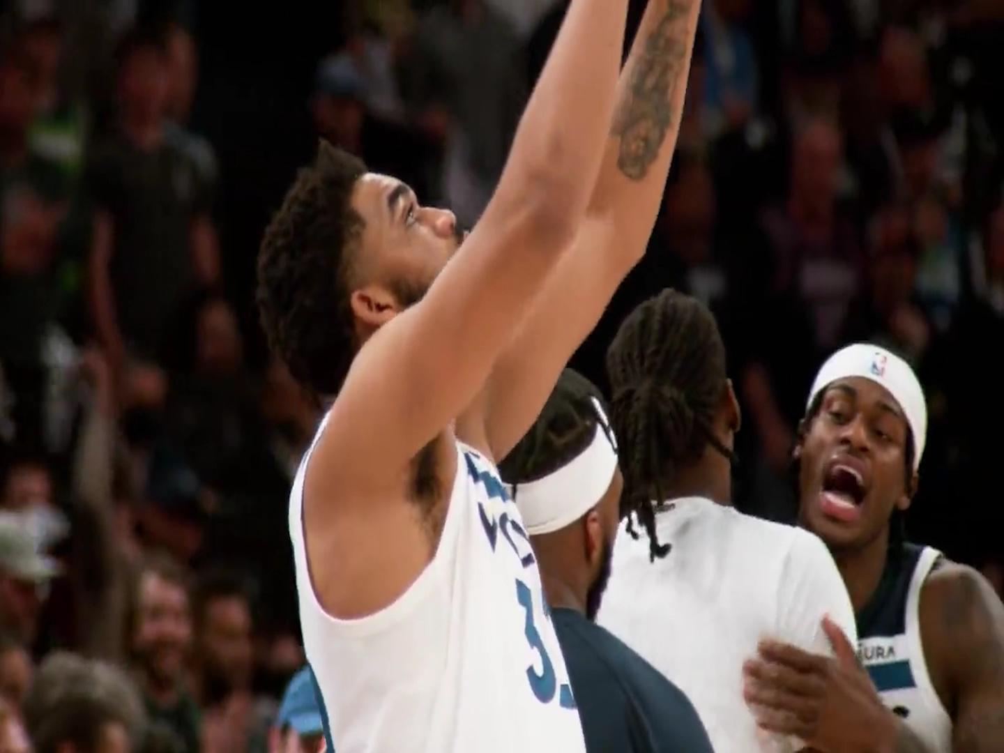 快船盘据掘金再胜,生死之战即将上演的简单介绍 快船盘据掘金再胜,生死之战即将上演的简单介绍