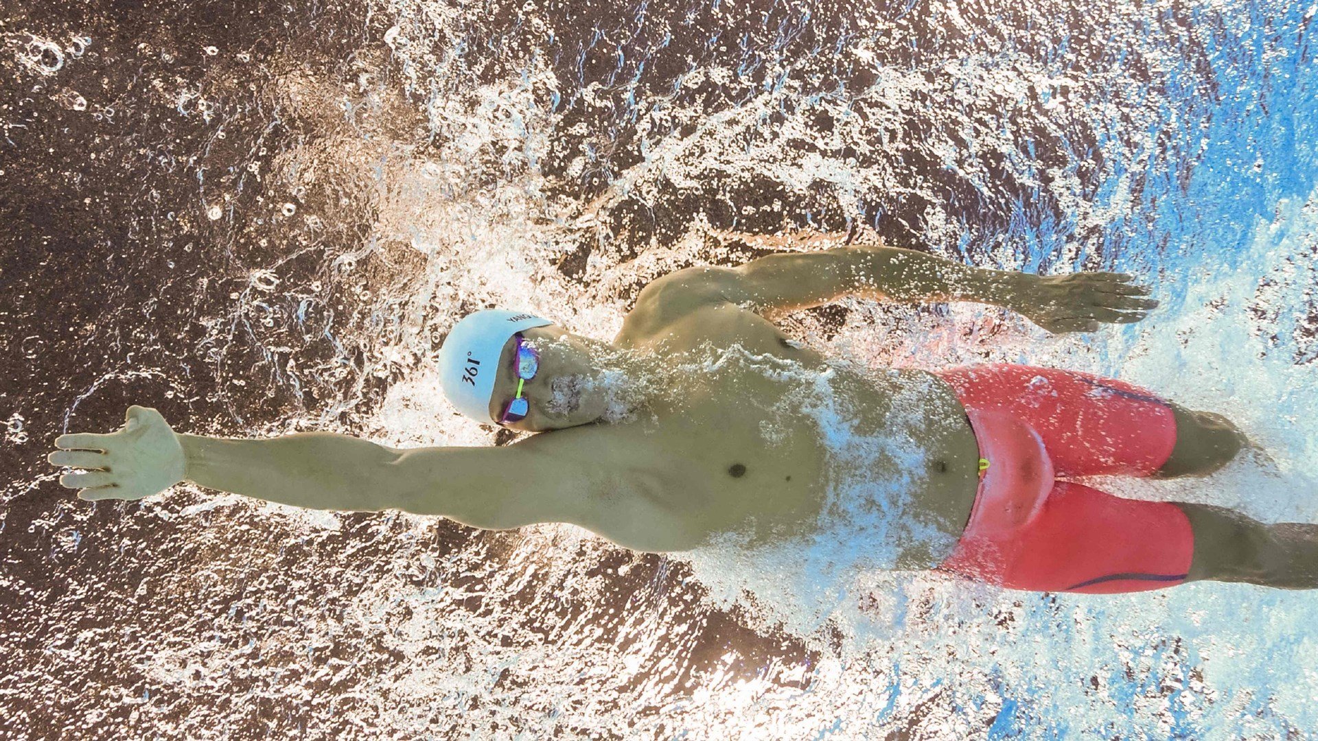 绝境双雄，利拉德压力下完成爆发，深圳队踏平猛龙的启示