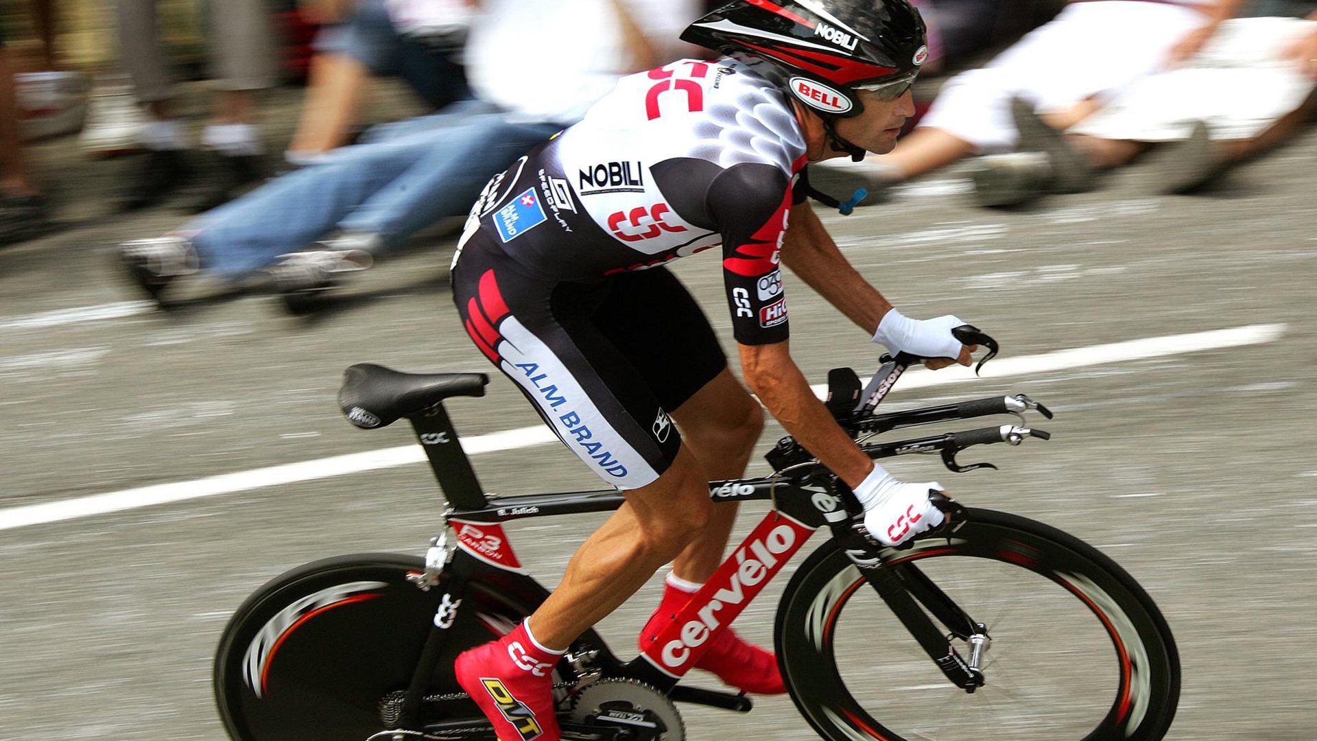 雷霆万钧，克莱一剑封喉—广东队险胜雷霆关键战纪实