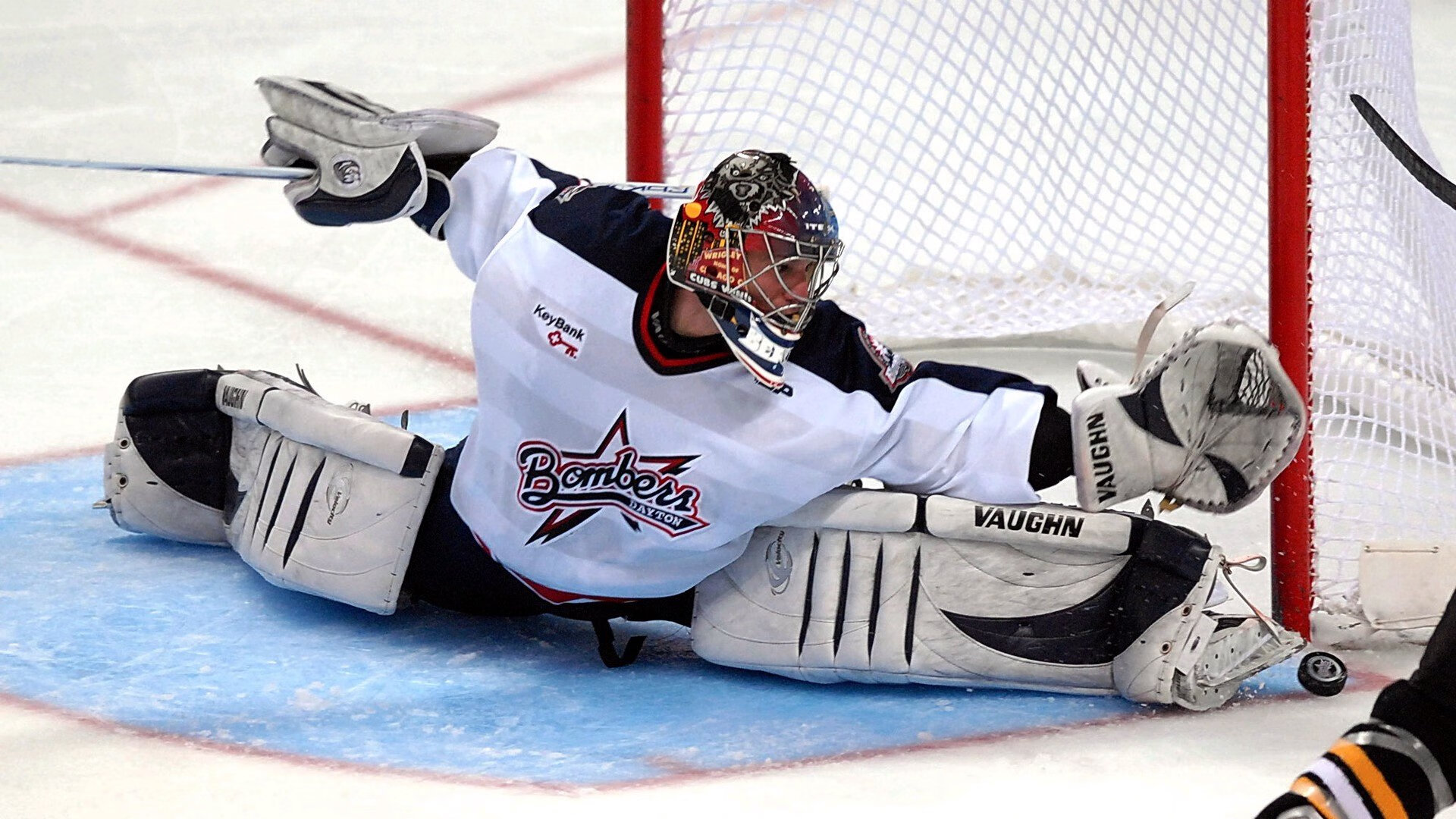 西决生死战之夜，库里存在感拉满，三分如雨，领袖如山